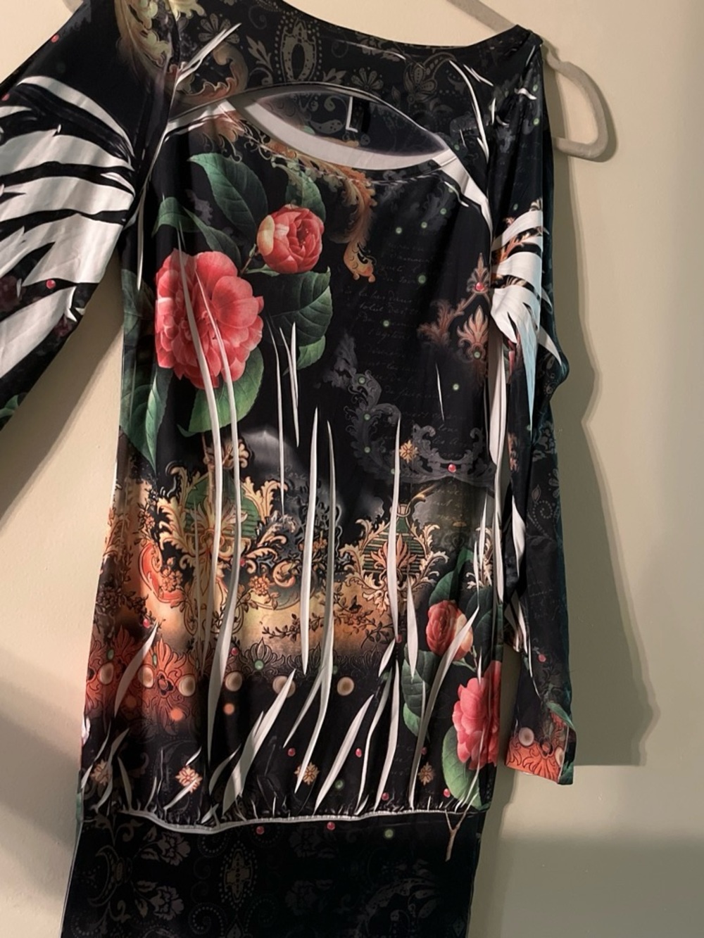 Floral Black Long-Sleeve Womens Top with Vintage Baroque Print